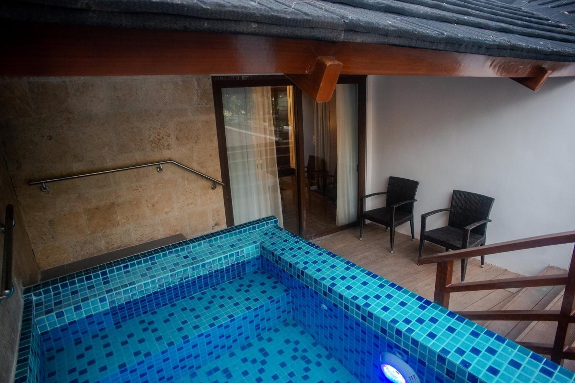 Mandarin White Sand Boracay Manoc-Manoc Kamer foto